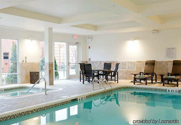 Отель Courtyard By Marriott Franklin Cool Springs Экстерьер фото